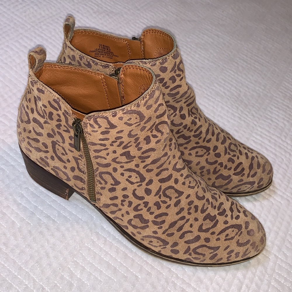Lucky Brand Basel Bootie, Suede Leather Leopard Cheetah Animal Print, Size 11